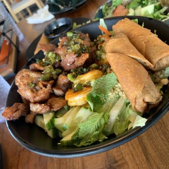 Bun Mee - Bun Tea - Bun thit (rice noodle bowl) N1 special - Vietnamese Near Me - Shakopee, Minnesota Bun Mee - Bun Tea - Bun thit (rice noodle bowl) N1 special - Vietnamese Near Me - Shakopee, Minnesota