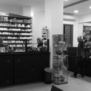 Café Metró - Sports Bars Near Me - Rome, RM Café Metró - Sports Bars Near Me - Rome, RM