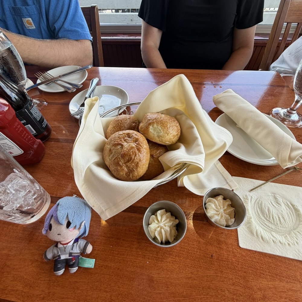 Ivar's Mukilteo Landing - Bread Bowl - Seafood Near Me - Mukilteo, Washington