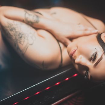 Fox's - a woman with tattoos - Strip Clubs Near Me - Tacoma, Washington Fox's - a woman with tattoos - Strip Clubs Near Me - Tacoma, Washington