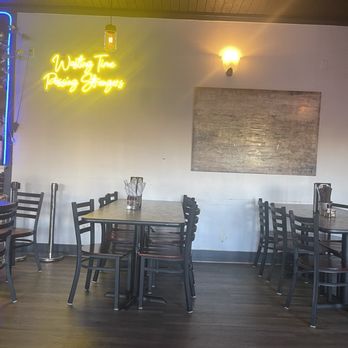 District 7 Grill - Inside - Breakfast & Brunch Near Me - Houston, Texas District 7 Grill - Inside - Breakfast & Brunch Near Me - Houston, Texas