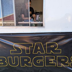 Star Burgers & Fries