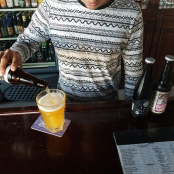 La Internacional Cerveceria - Beer Bar Near Me - San Miguel, ROO
