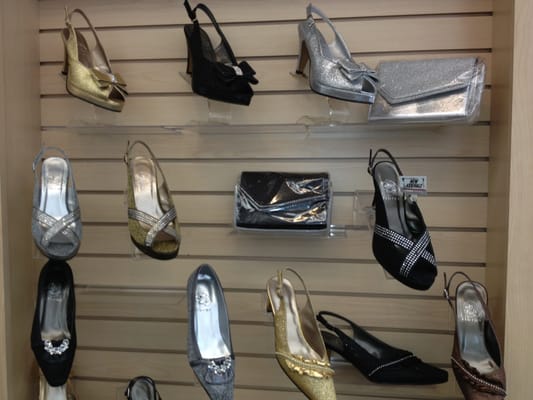 BIDA WIDE WIDTH SHOES 10 Photos Shoe Stores 1651 NE