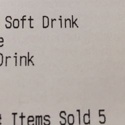 Wendy's - Senior drink free? Diskriminierend? Aber wir sind auch am Veterans Blvd!