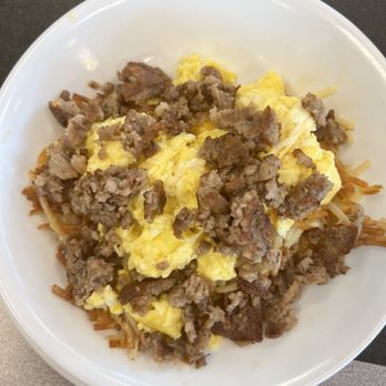 Waffle House - Hashbrown bowl with sausage, egg and cheese (11.30.2023) - Breakfast & Brunch Near Me - Orlando, Florida Waffle House - Hashbrown bowl with sausage, egg and cheese (11.30.2023) - Breakfast & Brunch Near Me - Orlando, Florida
