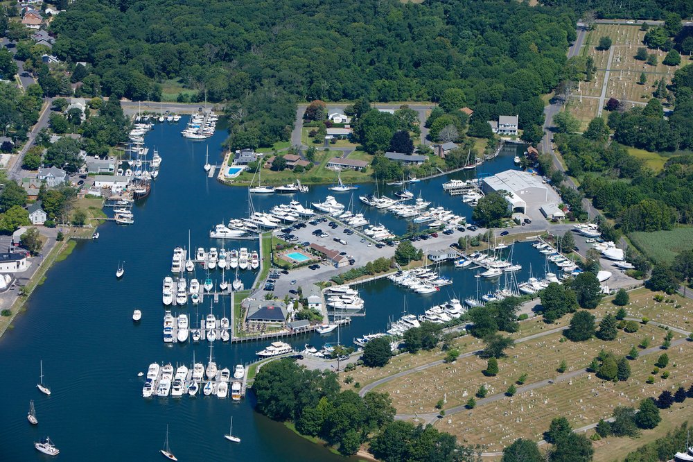 SAFE HARBOR STIRLING Updated July 2024 1410 Manhanset Ave