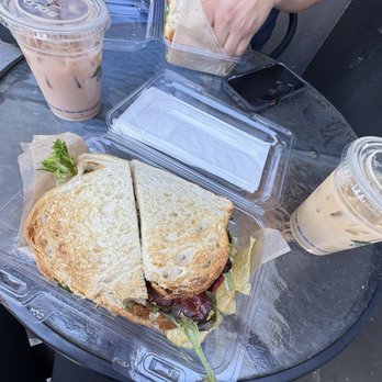 The Dez - Coffee & Tea Near Me - Joshua Tree, California