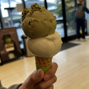 Matcha Town - Pistachio Gelato & Rice Gelato - Gelato Near Me - Cupertino, California