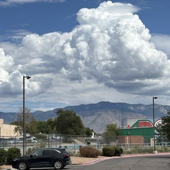 Hampton Inn Albuquerque-University/Midtown - mountains - Hotels Near Me - Albuquerque, New Mexico Hampton Inn Albuquerque-University/Midtown - mountains - Hotels Near Me - Albuquerque, New Mexico