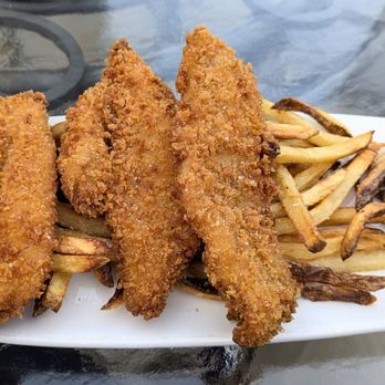 The Presidents Pub & Grille - Fish and chips small plate - Pubs Near Me - Washington, Pennsylvania The Presidents Pub & Grille - Fish and chips small plate - Pubs Near Me - Washington, Pennsylvania