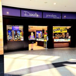 Daniel's Jewelers
