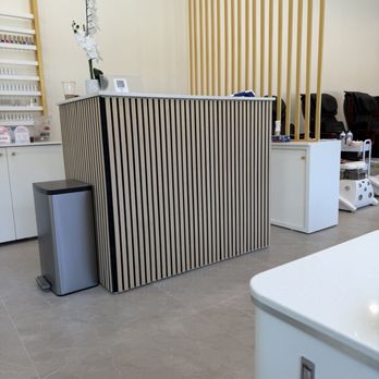 7th Nail Parlor - Front desk - Nail Salons Near Me - Boca Raton, Florida
