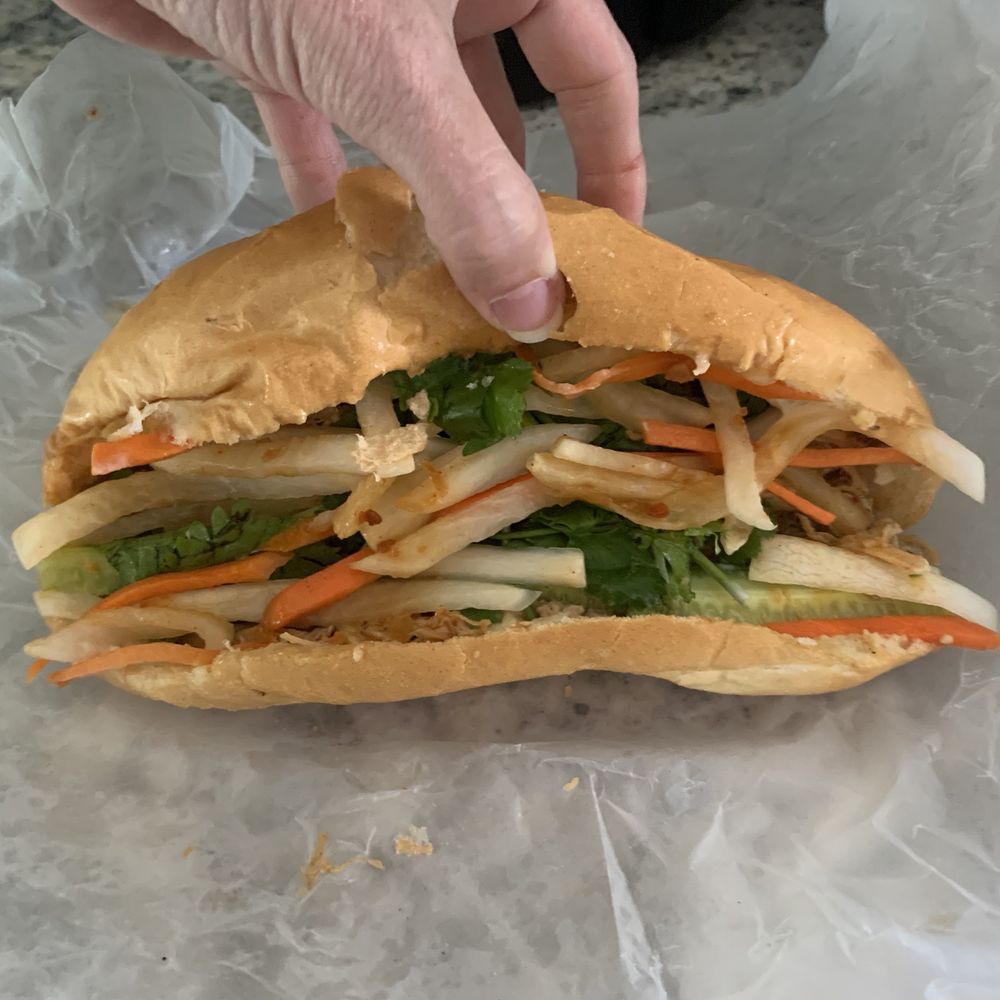 Kim Kitchen - Shredded Chicken bahn mi - Vietnamese Near Me - Chattanooga, Tennessee