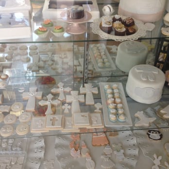 Catalina's Sweet Atelier - Designed to cater all sorts of events - Bakeries Near Me - Pinecrest, Florida