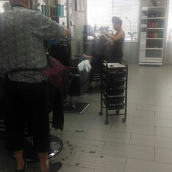 Lilly's Beauty Lounge