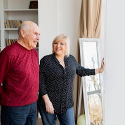 Cut the Clutter - Master The Four-Box Method of Downsizing with Cut The Clutter for a simpler, stress-free home transition