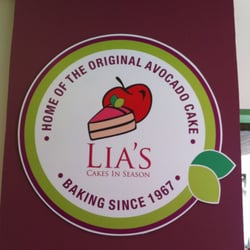 Lia's Cakes in Season