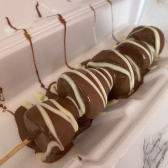 Dr. Fruit - Strawberry Dipped in Belgian chocolate - Juice Bars & Smoothies Near Me - Paterson, New Jersey