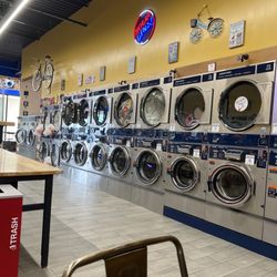 Skylar Laundromat - Waterford Township