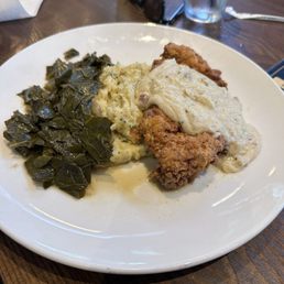 Fried chicken, Mashed Potatoes, Collard Greens Fried chicken, Mashed Potatoes, Collard Greens
