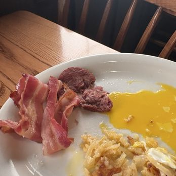 Cracker Barrel Old Country Store - Spit out the cold sausage. Eggs were barely edible. - American Near Me - Albuquerque, New Mexico