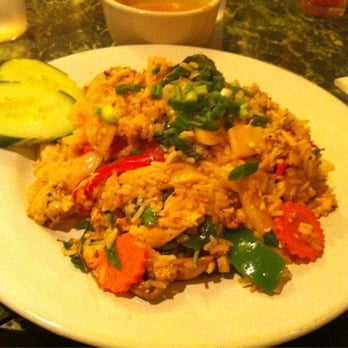 Tiny Thai Restaurant - Thai fried rice with chicken - Thai Near Me - Winooski, Vermont Tiny Thai Restaurant - Thai fried rice with chicken - Thai Near Me - Winooski, Vermont