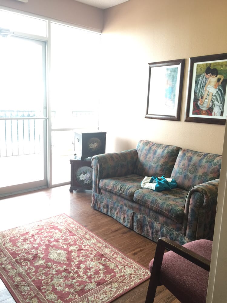 CLARISSA KUHNS, PH.D. Updated July 2024 7019 West Village Blvd