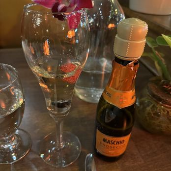 460 Bistro - Prosecco - Mediterranean Near Me - West Orange, New Jersey