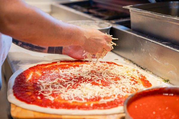 Pizzaiolo by Brothers by null