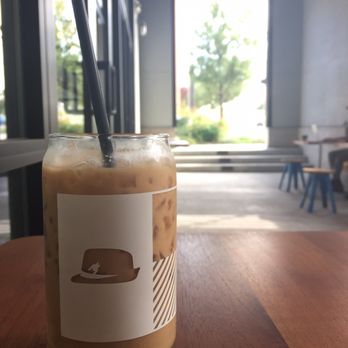 Houndstooth Coffee Sylvan 30 - Iced vanilla latte - Coffee & Tea Near Me - Dallas, Texas Houndstooth Coffee Sylvan 30 - Iced vanilla latte - Coffee & Tea Near Me - Dallas, Texas