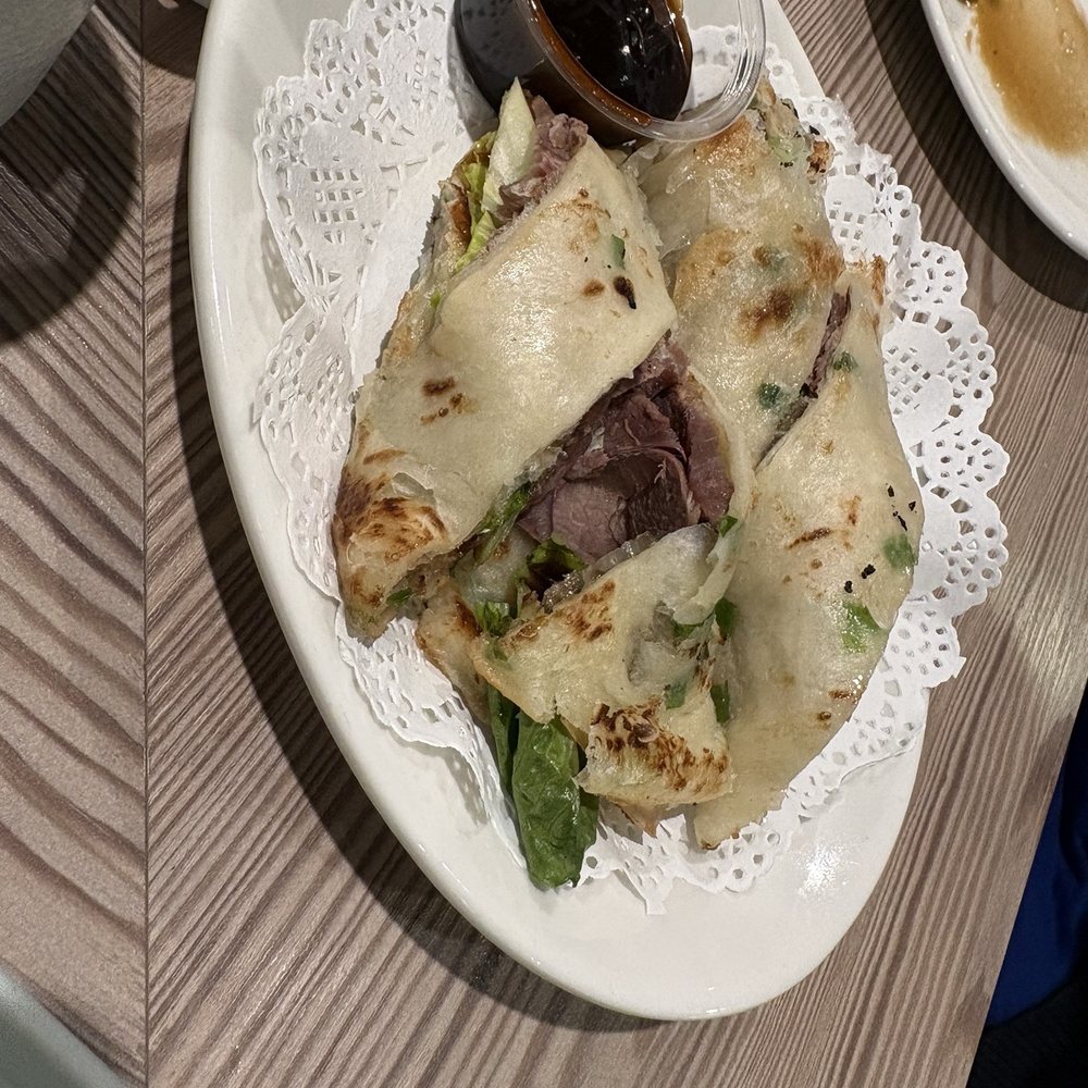 Scallion pancake with beef