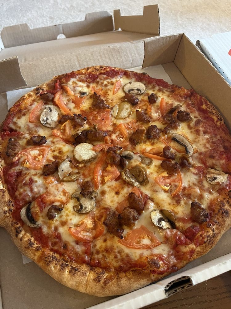 Mm! Mm! Pizza