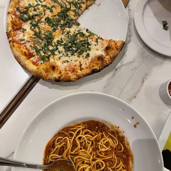 Quattro Caffe - Margherita pizza, bolognese spaghetti - Italian Near Me - Costa Mesa, California