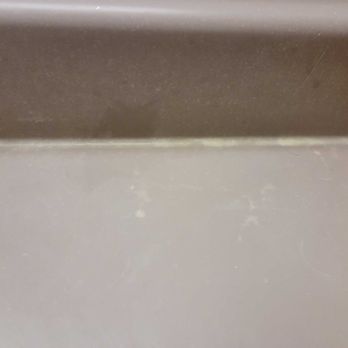 Baymont by Wyndham Paducah - Dirty sink counter - Hotels Near Me - Paducah, Kentucky