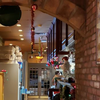 Uncle Joe's Pizza & Parlour - Pizza Near Me - Hampton Bays, New York Uncle Joe's Pizza & Parlour - Pizza Near Me - Hampton Bays, New York