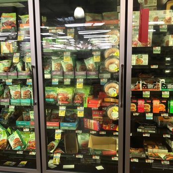Shaw's - Natural food section at Shaw's with empty shelves and a mess - Grocery Near Me - Plaistow, New Hampshire