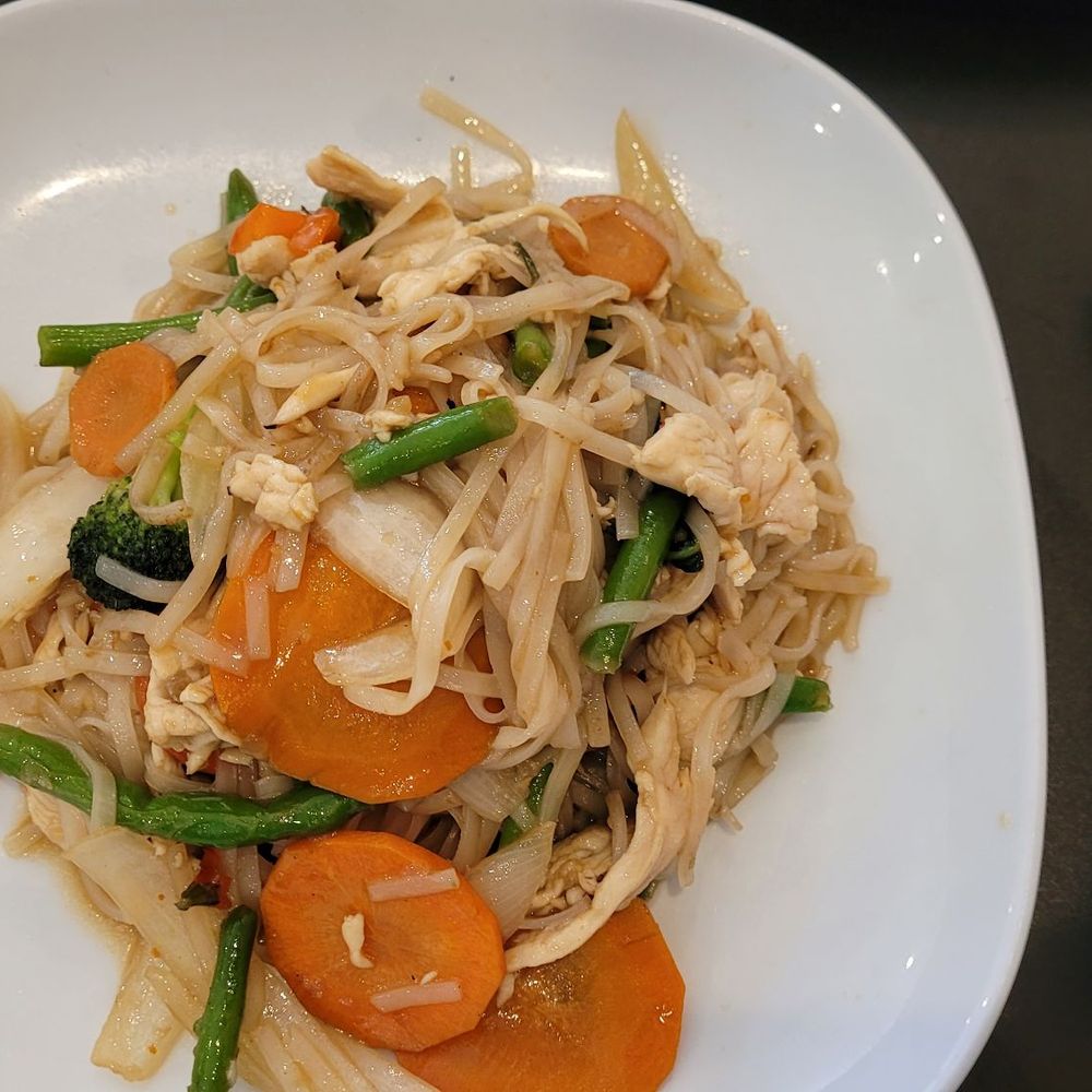 Lemongrass Thai Restaurant - Thai Near Me - Raleigh, North Carolina Lemongrass Thai Restaurant - Thai Near Me - Raleigh, North Carolina