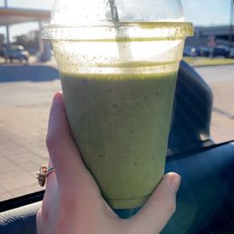 First time in and Derek was super friendly and helpful. Plus, the Planet Hulk smoothie is absolutely delicious!!