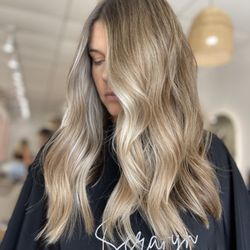 Serafyn Salon