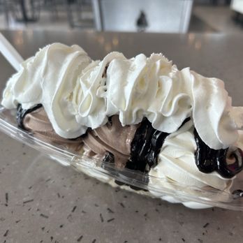 Anderson's Frozen Custard - Banana split - Ice Cream & Frozen Yogurt Near Me - Cheektowaga, New York Anderson's Frozen Custard - Banana split - Ice Cream & Frozen Yogurt Near Me - Cheektowaga, New York