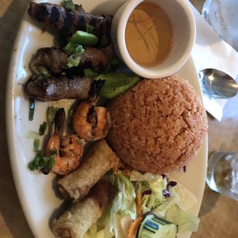 Red Chili - Number 40 with Onion Beef. 2Grill shrimp, 1 egg roll, salad and red rice with 3 Onion Beef. - Thai Near Me - Hayward, California