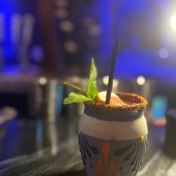 Brazas Cocina Latinoamericana - Cantarito by the bar