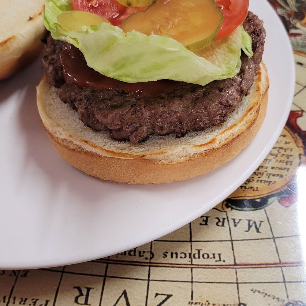 Flavors Around The Square - Hamburger - New American Near Me - Painesville, Ohio Flavors Around The Square - Hamburger - New American Near Me - Painesville, Ohio