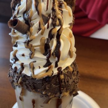 The Yard Milkshake Bar - Peanut butter milkshake - Ice Cream & Frozen Yogurt Near Me - Tampa, Florida The Yard Milkshake Bar - Peanut butter milkshake - Ice Cream & Frozen Yogurt Near Me - Tampa, Florida