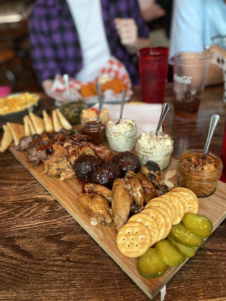 Daddy Mac's Down Home Dive