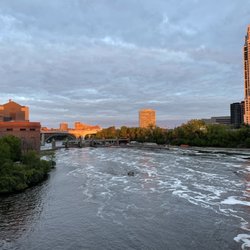 Hennepin Bluffs Park