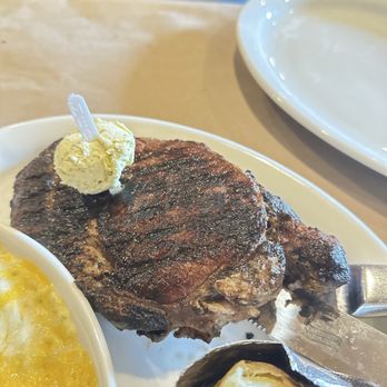 Big Mike's Steakhouse - Steakhouses Near Me - Thomasville, Alabama