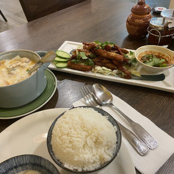 Cozy Thai Cuisine - Solo dinner? No problem, don't need to share w nobody cause all this food is mine! Yum! - Thai Near Me - West Covina, California