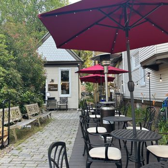 Caroline's Sidebar - New American Near Me - Denton, Maryland